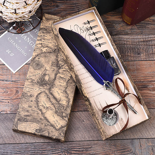 Vintage feather pen set